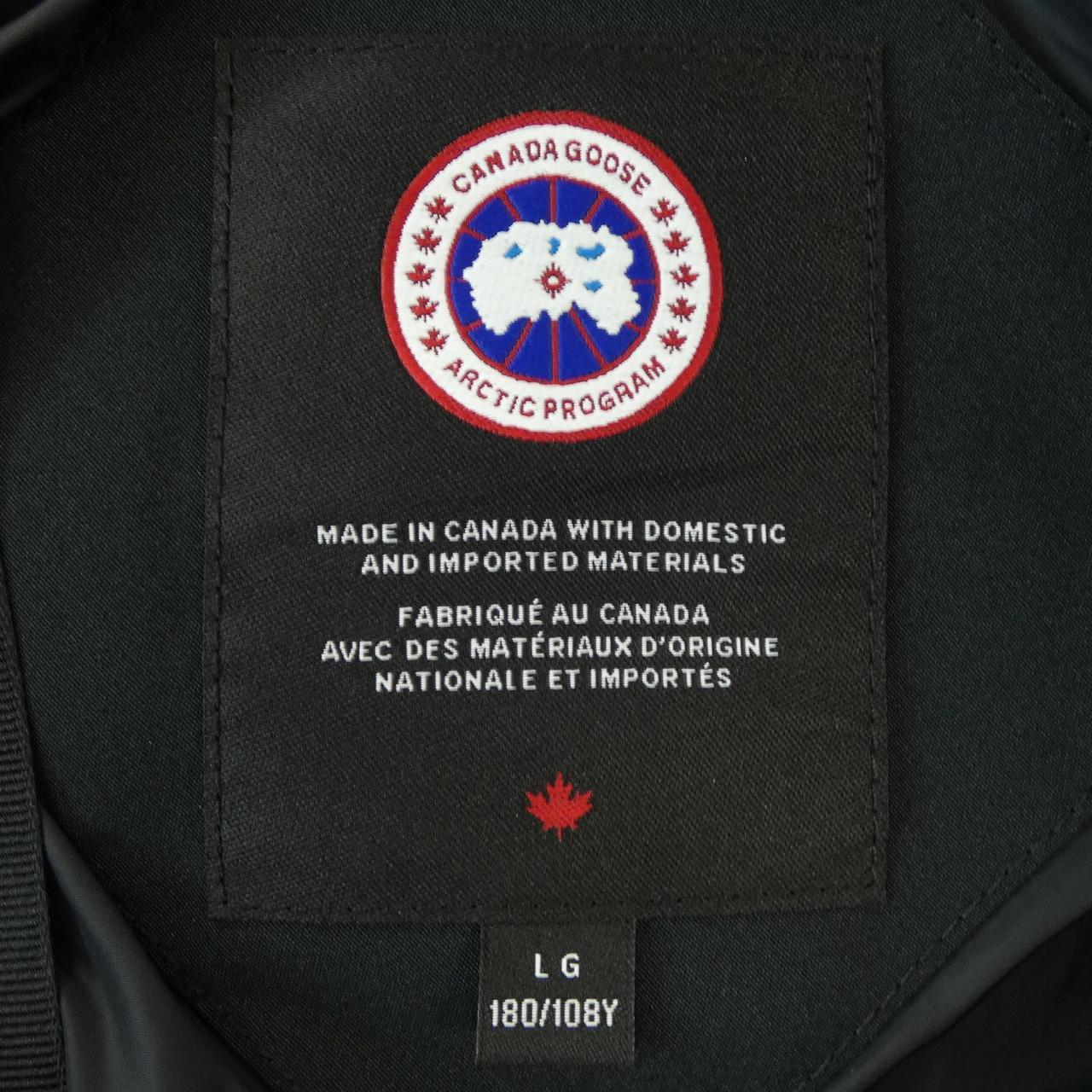 カナダグース CANADA GOOSE ダウンジャケット