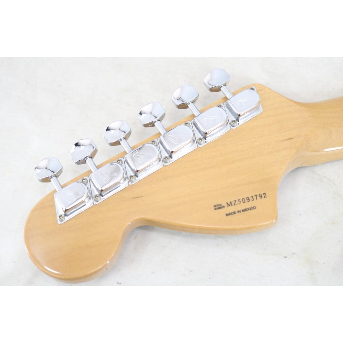 ＦＥＮＤＥＲ　　ＣＬＡＳＳＩＣ　７０Ｓ　ＳＴＲＡＴＣＡＳＴＥＲ