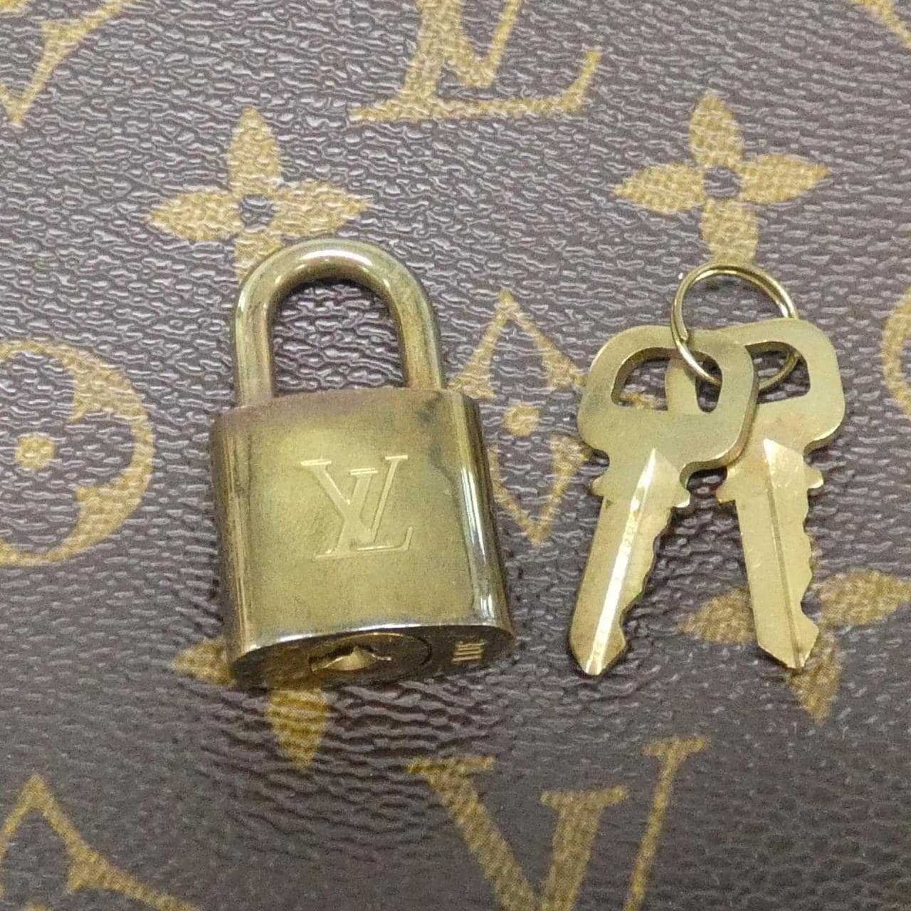 ルイヴィトン モノグラム キャリーオール M40074 ボストンバッグ