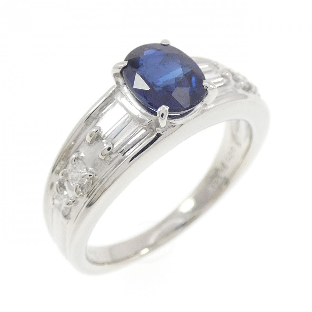 PT900 サファイヤ リング 1.029CT