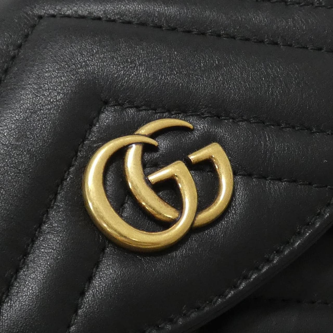 Gucci GG MARMONT 528129 DRW4T双肩包