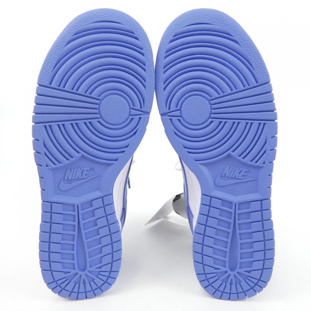 ナイキ NIKE スニーカー