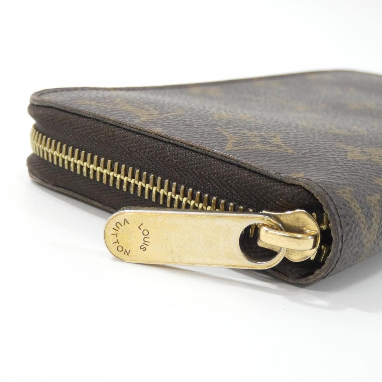 ルイヴィトン モノグラム ジッピー ウォレット M60017 財布