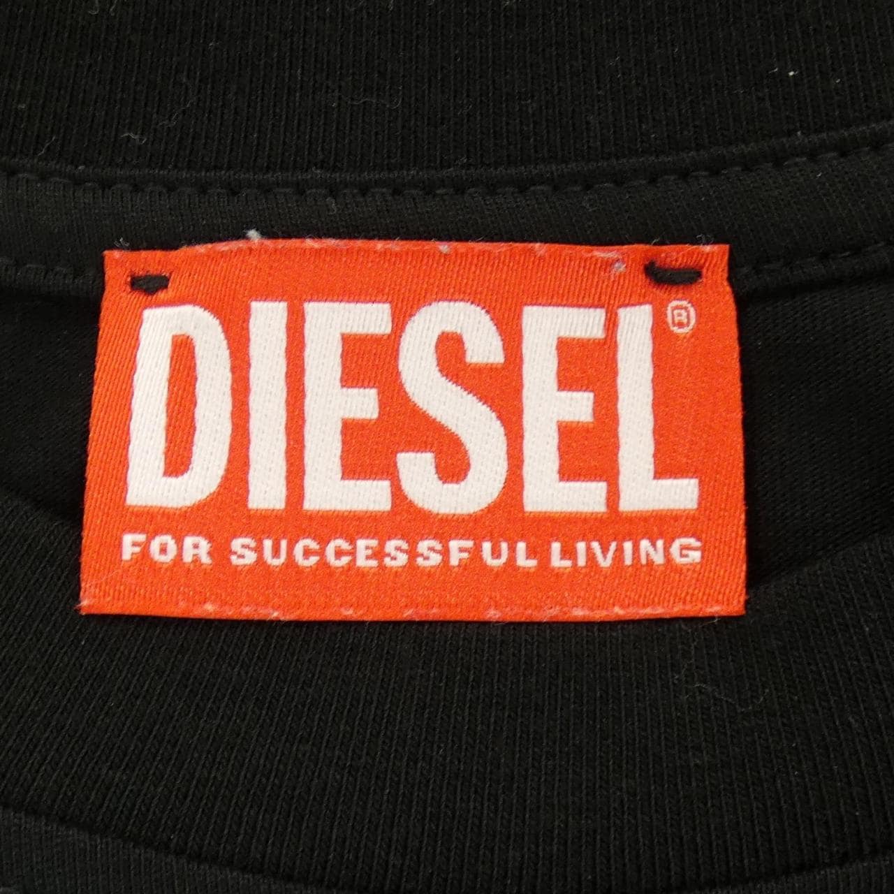 ディーゼル DIESEL Tシャツ