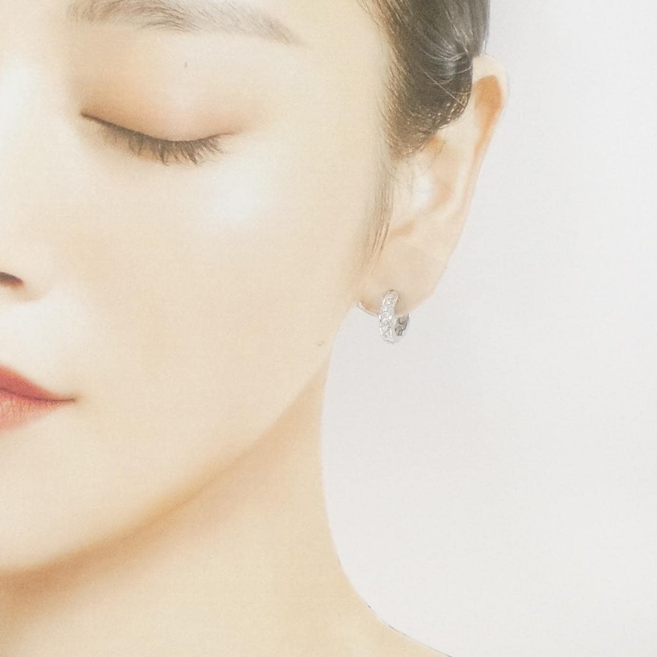 K18WG ダイヤモンド イヤリング 0.28CT