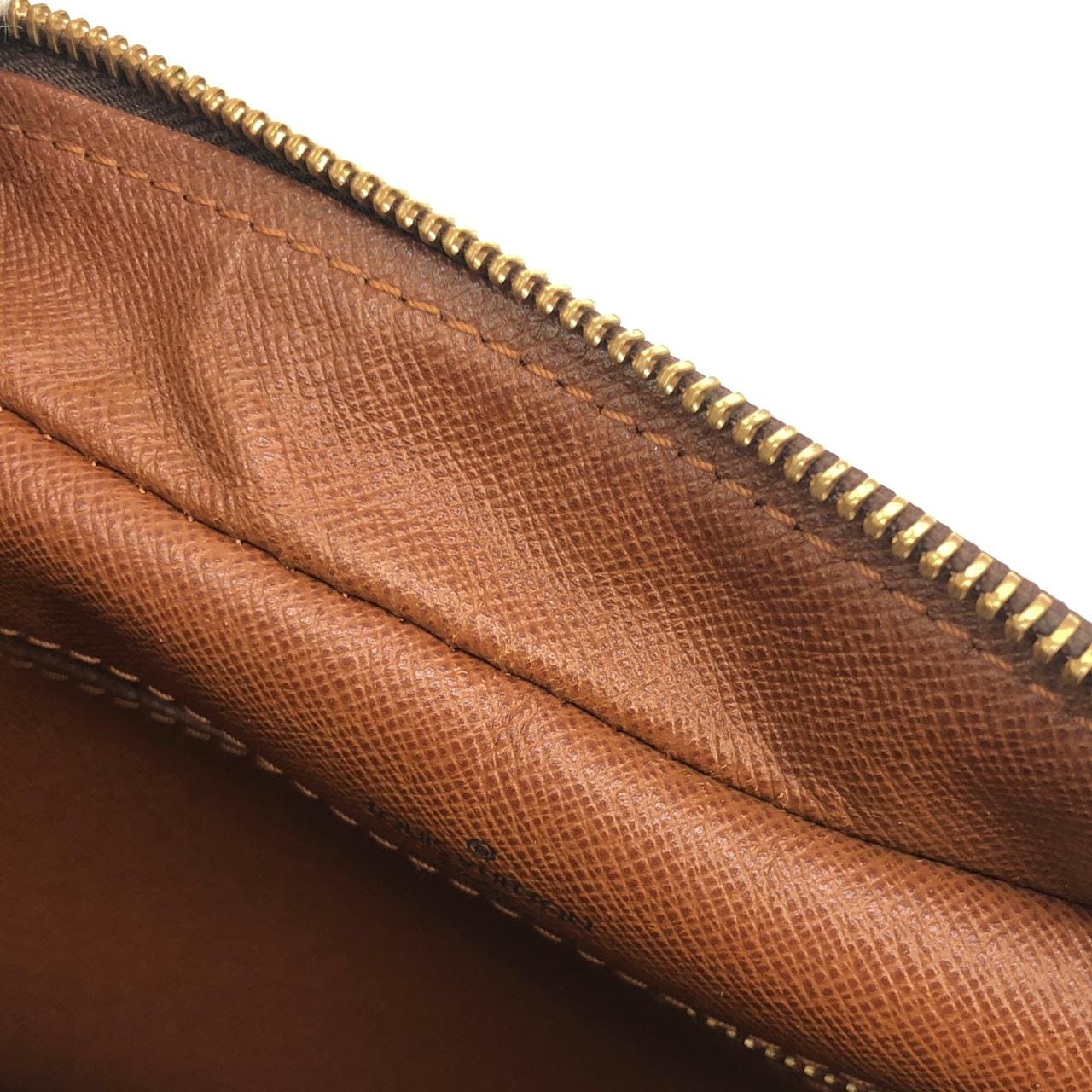 ルイヴィトン モノグラム ナイル M45244 ショルダーバッグ