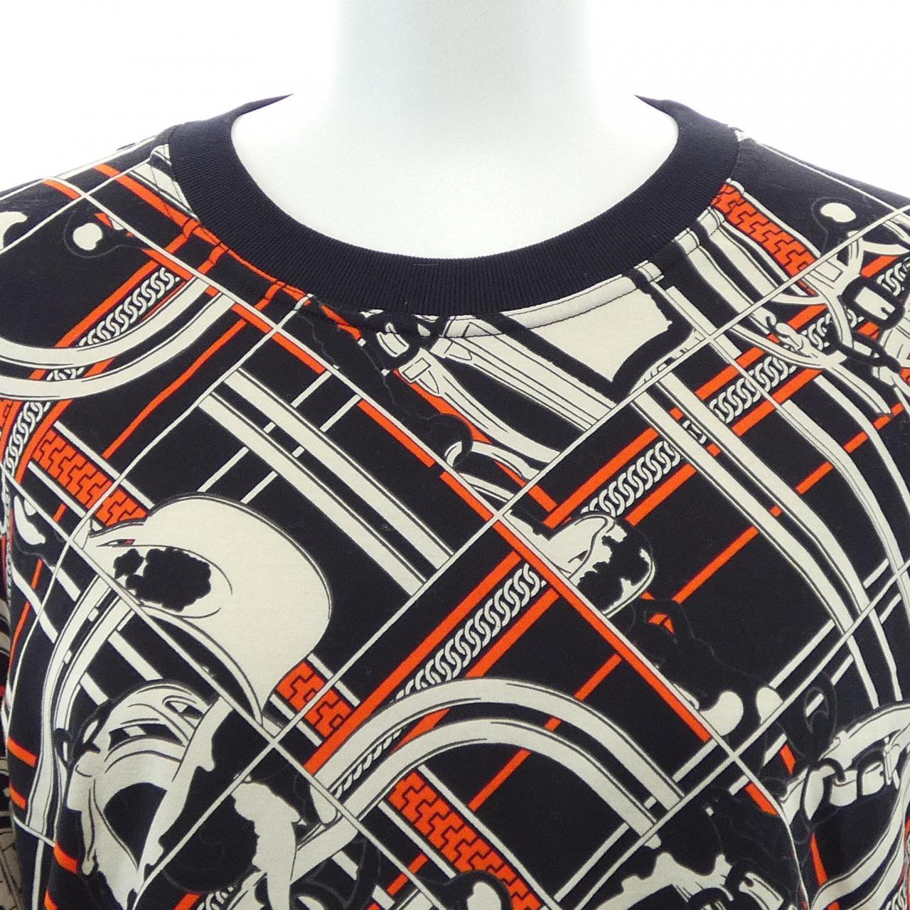エルメス HERMES EN DESORDRE ET CHAINES 3H4627DX Tシャツ