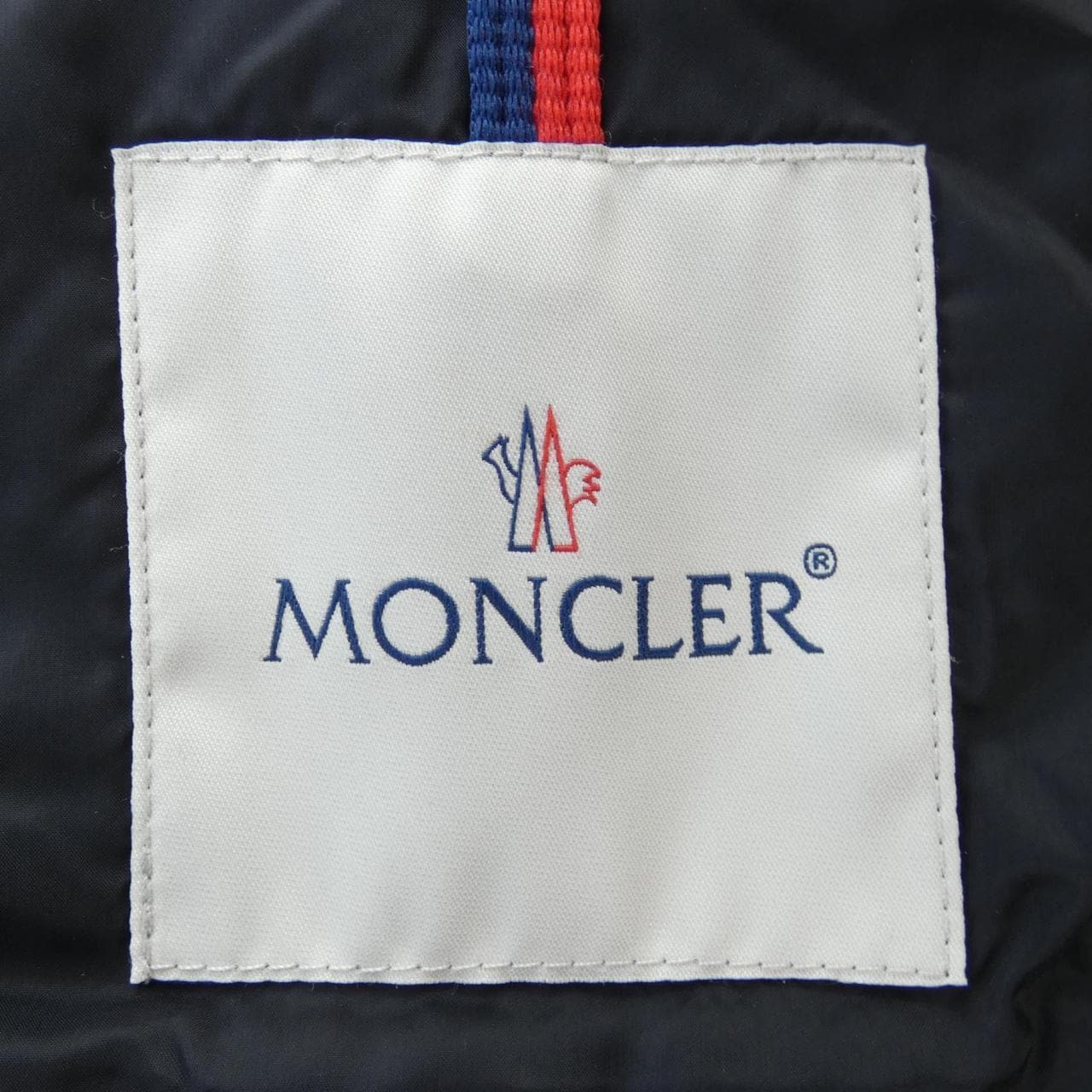 モンクレール MONCLER ダウンジャケット