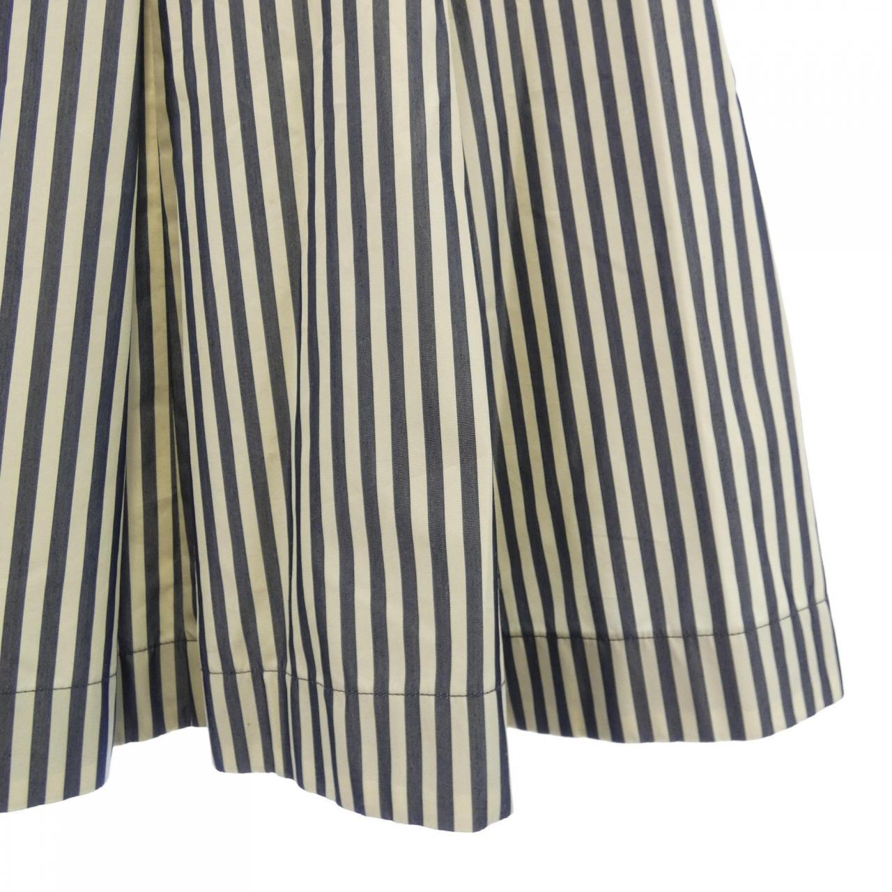 モンクレール MONCLER C10932560000 スカート