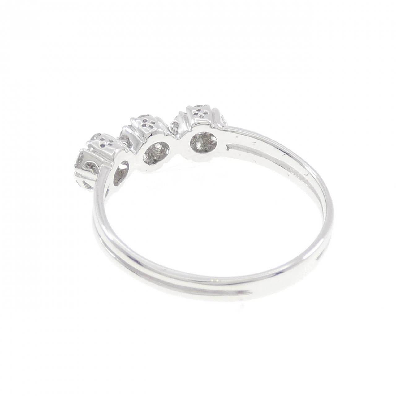 750WG フラワー ダイヤモンド リング