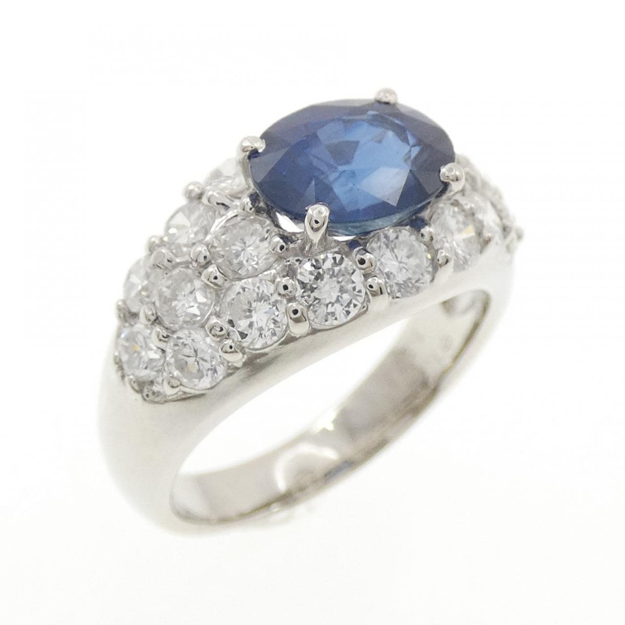 PT900 サファイヤ リング 1.79CT