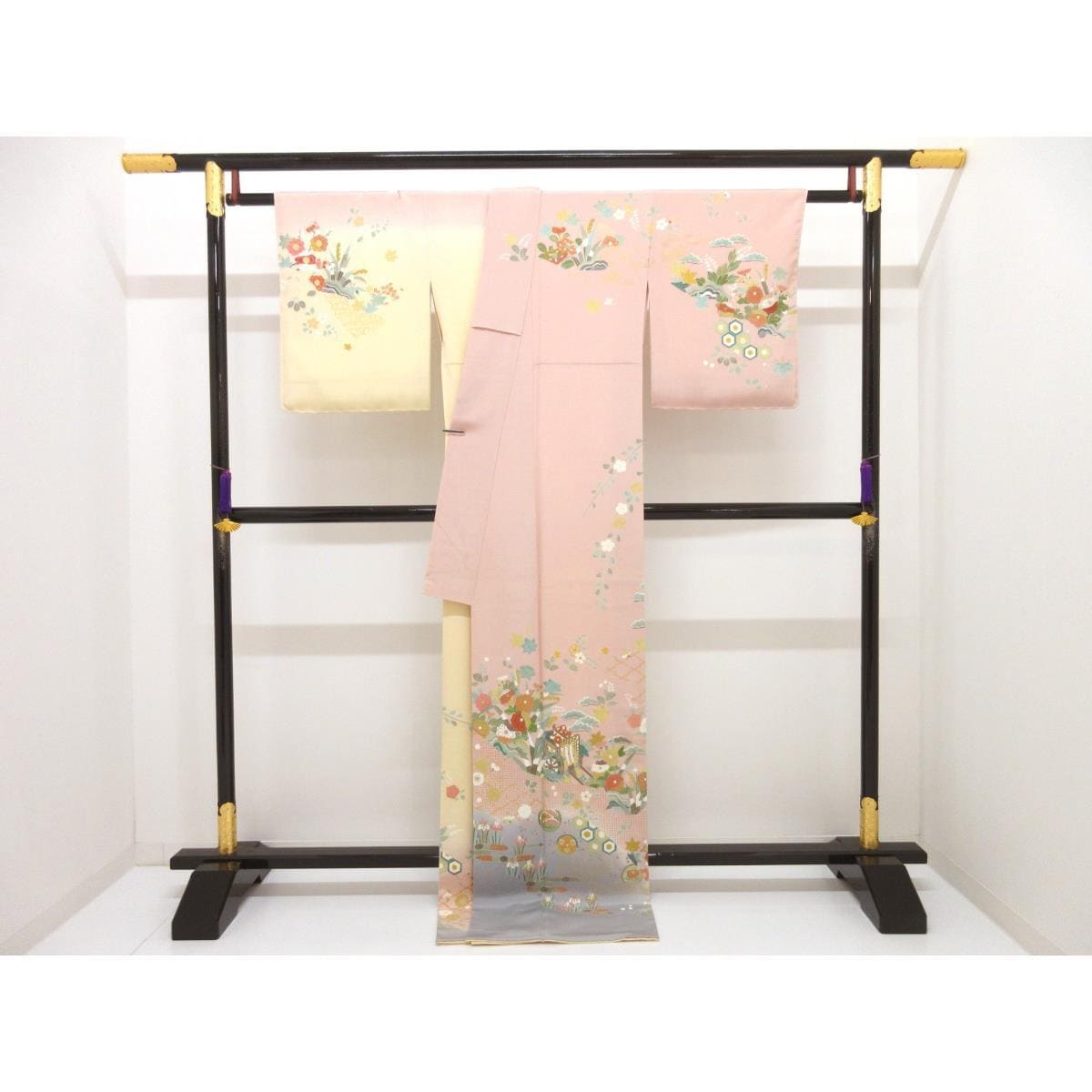 【未使用品】訪問着　友禅金彩加工　刺繍入りボカシ染