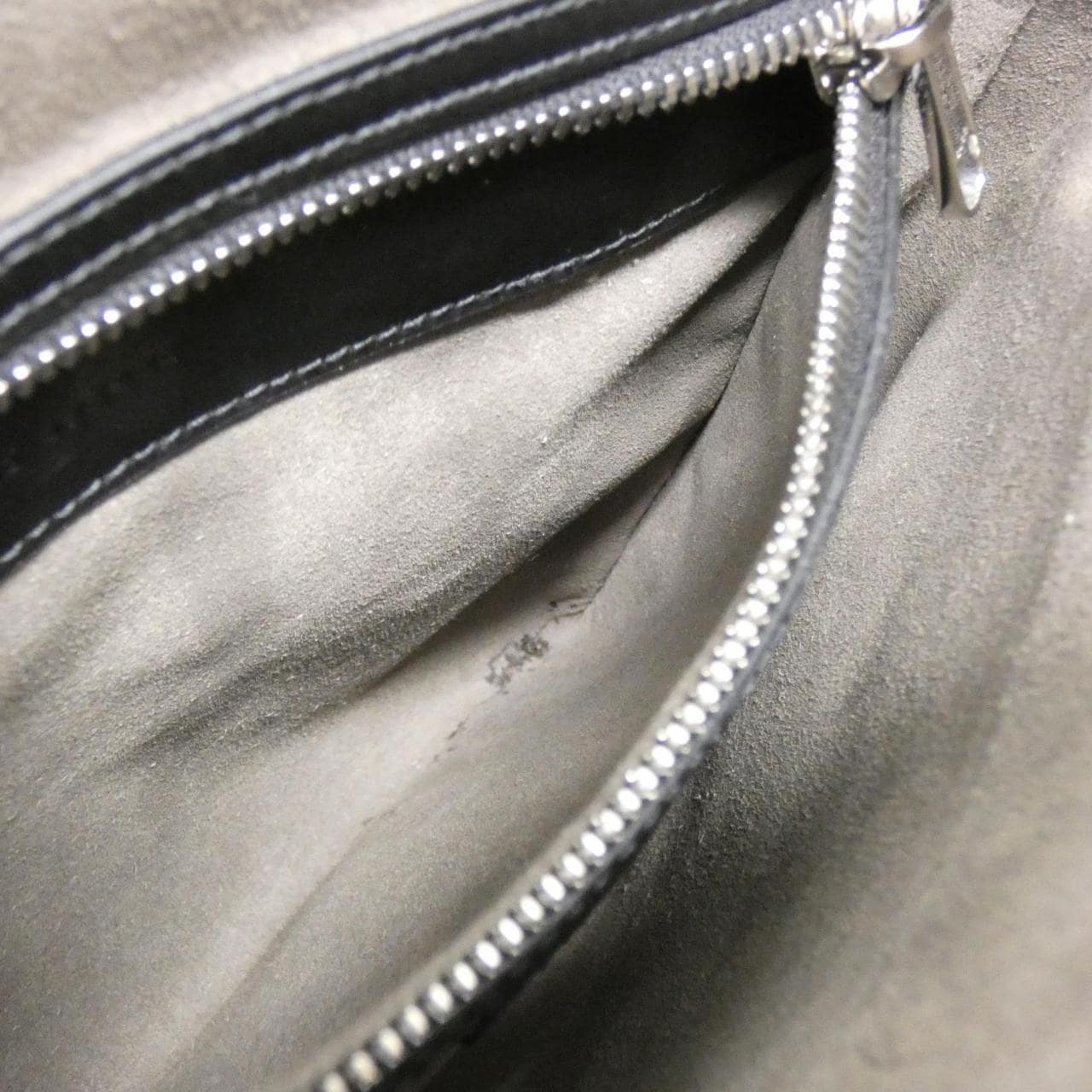 グッチ 779865 K5RLN ショルダーバッグ