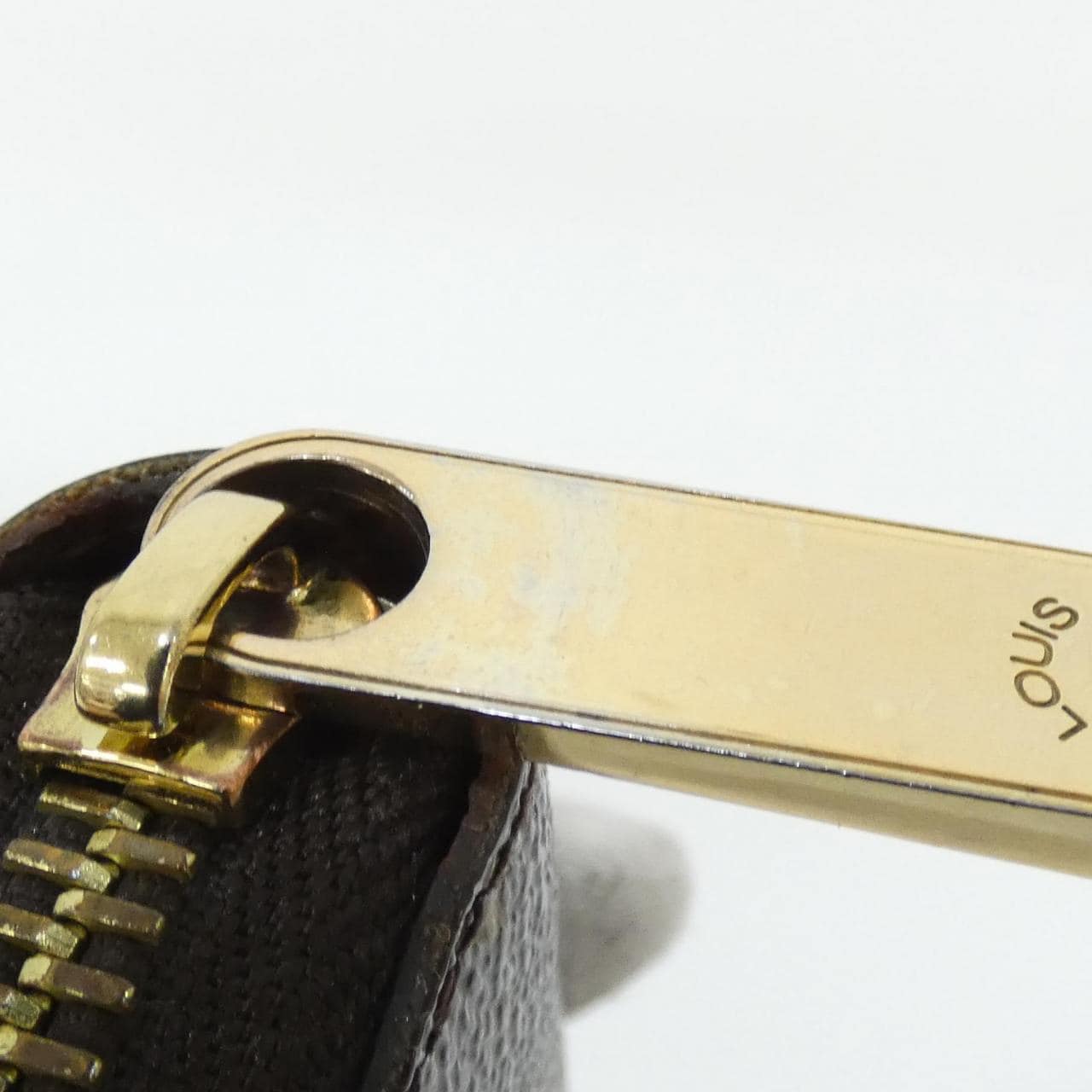 ルイヴィトン モノグラム ジッピー ウォレット M42616 財布