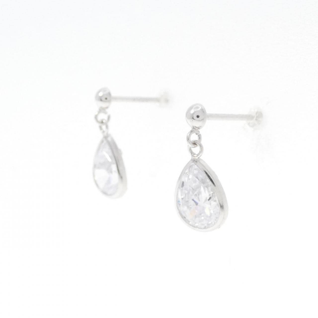 [BRAND NEW] K14WG Cubic Zirconia Earrings