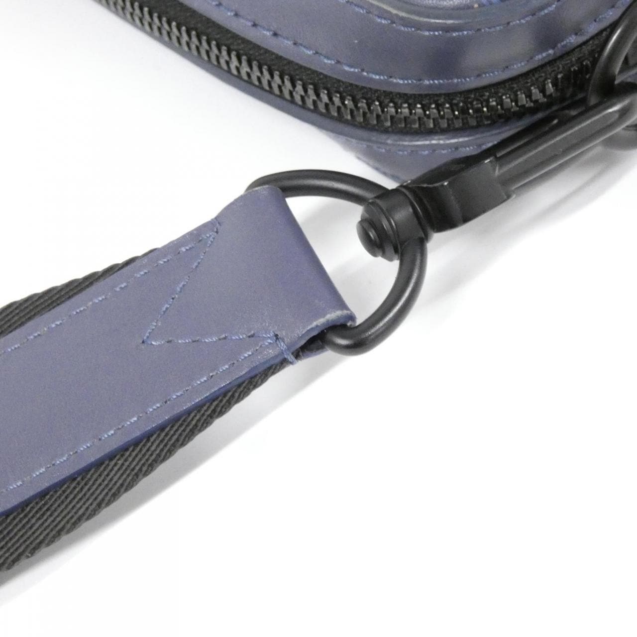 ルイヴィトン モノグラム シャドウ デュオ メッセンジャー M45730 ショルダーバッグ