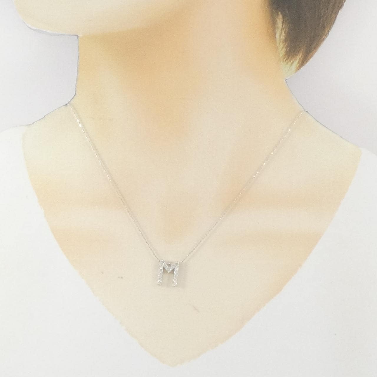 K18WG イニシャルM ダイヤモンド ネックレス 0.34CT