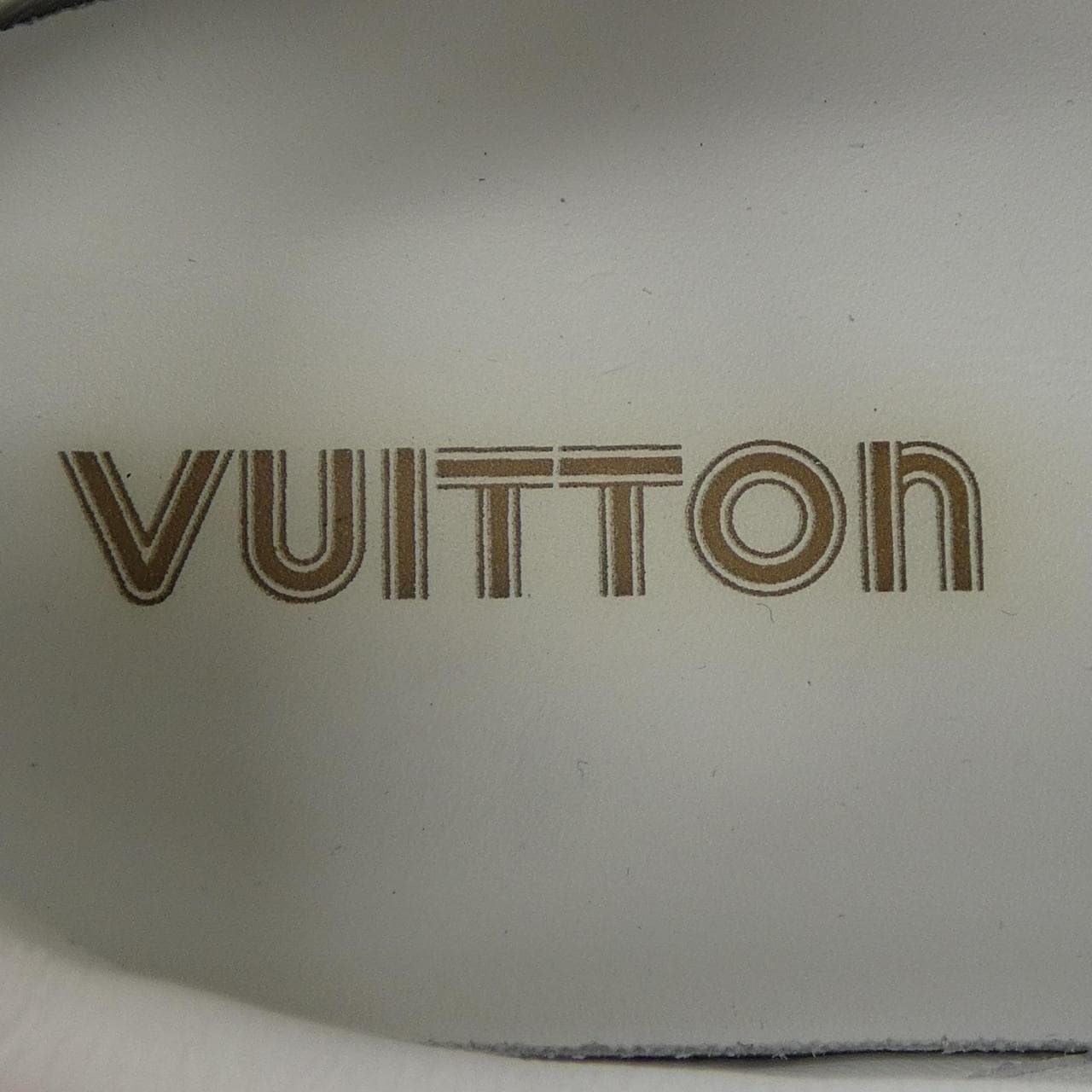 ルイヴィトン LOUIS VUITTON グルービーライン スニーカー