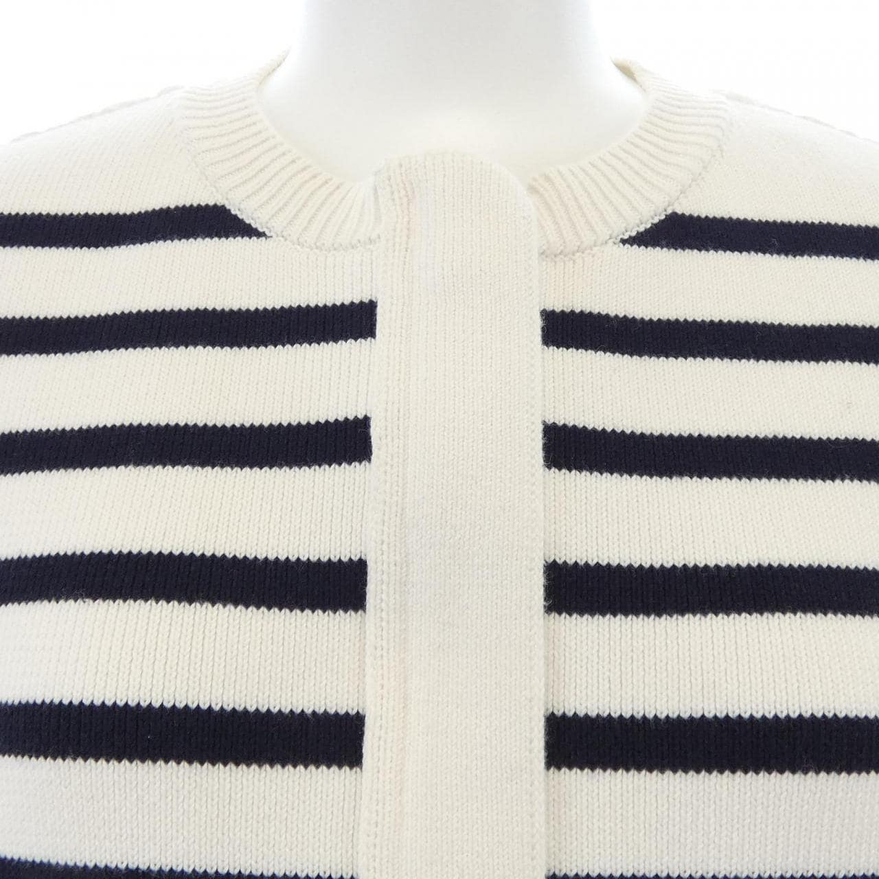 モンクレール MONCLER 10939B00016 ダウンジャケット