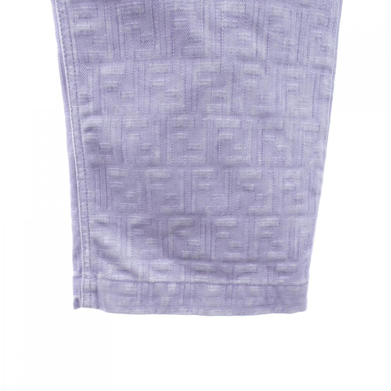 フェンディ FENDI FFモチーフ FLP302 APSW ジーンズ