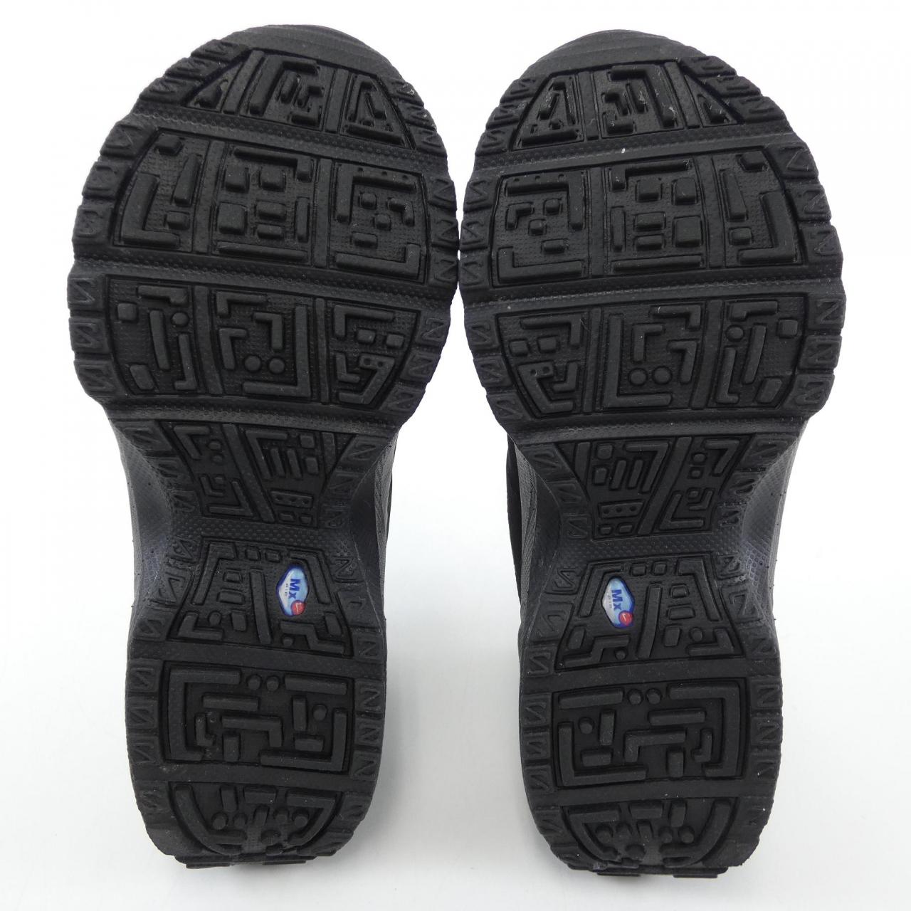 ナイキ NIKE スニーカー