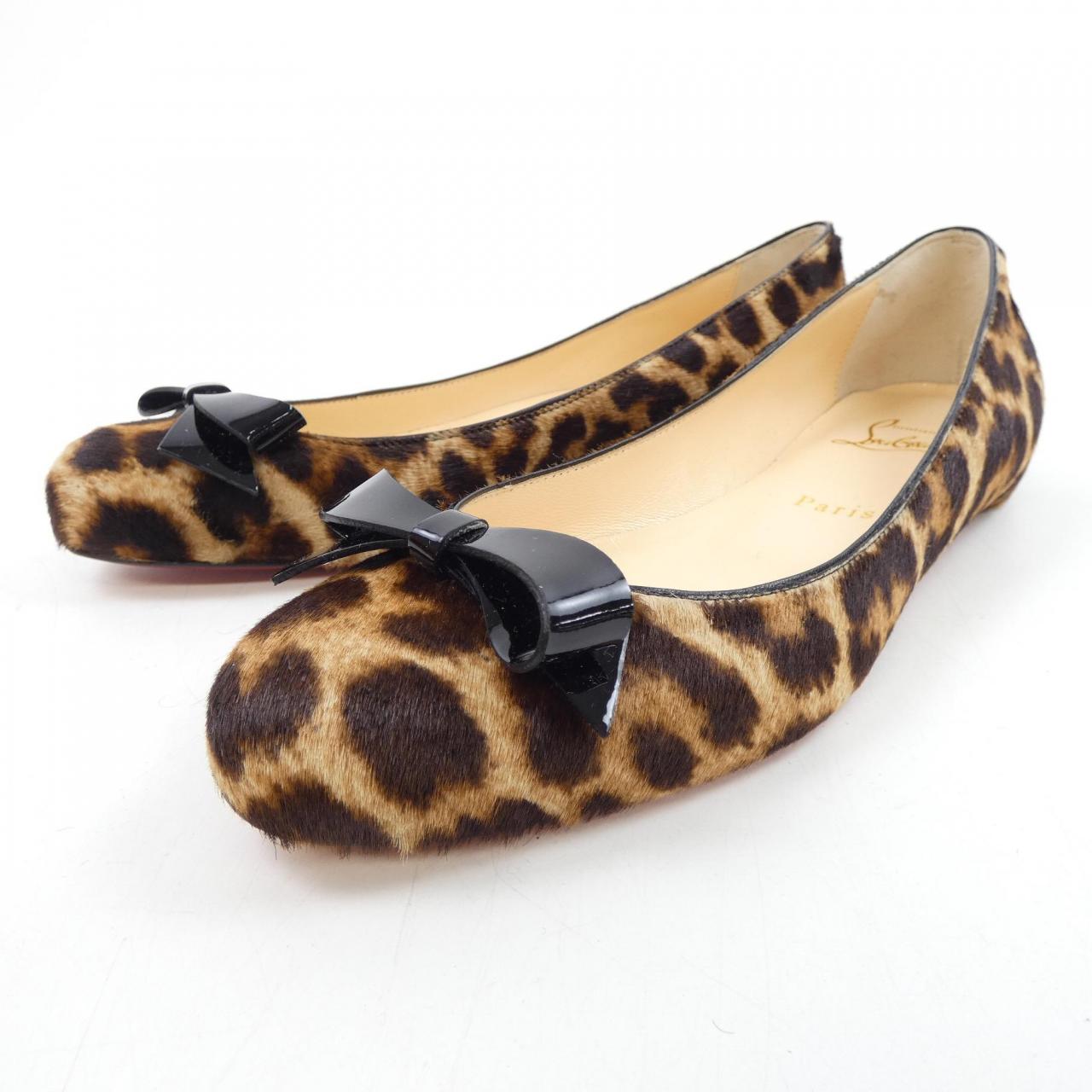 クリスチャンルブタン CHRISTIAN LOUBOUTIN フラットシューズ