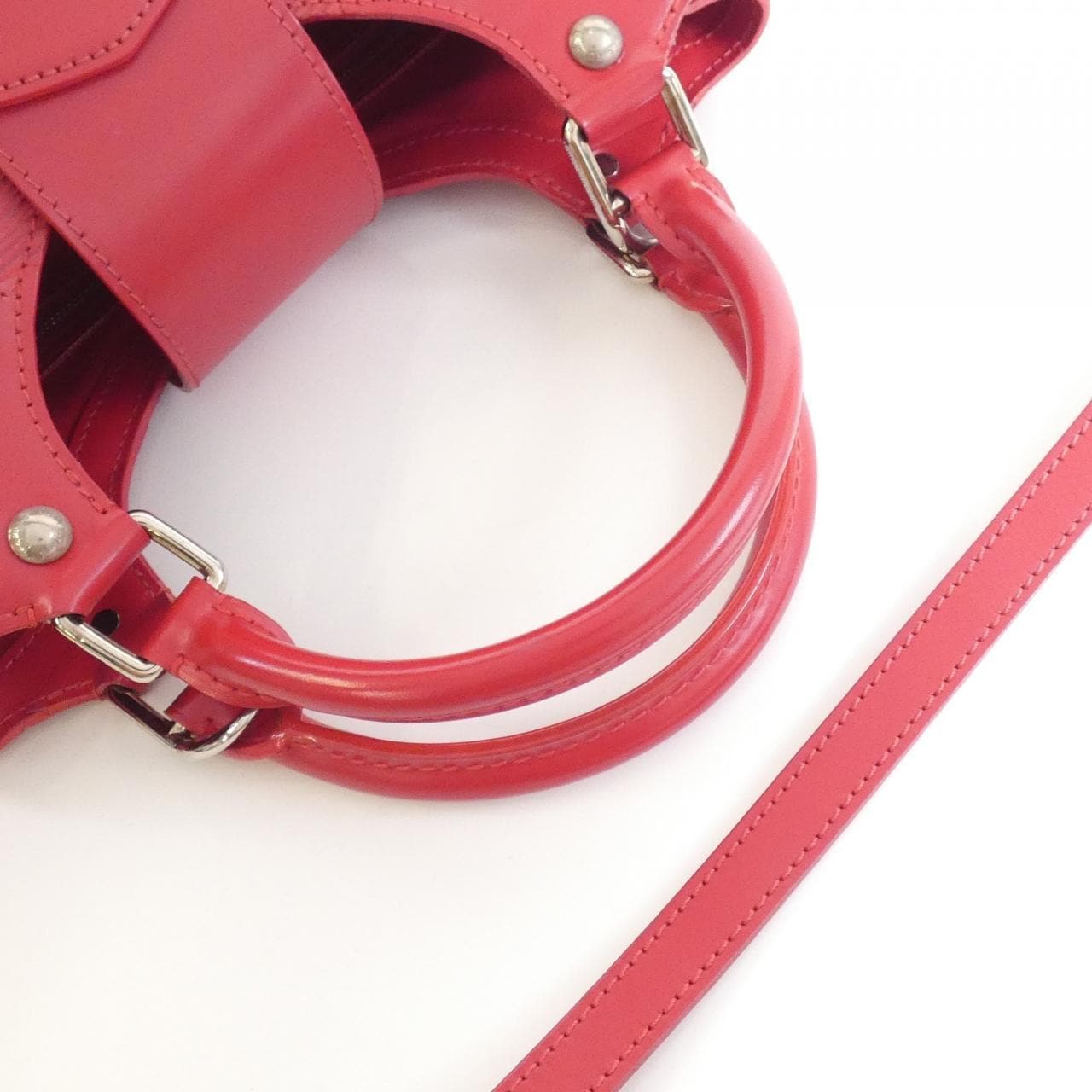 ルイヴィトン エピ サック モンテーニュ M5930E バッグ