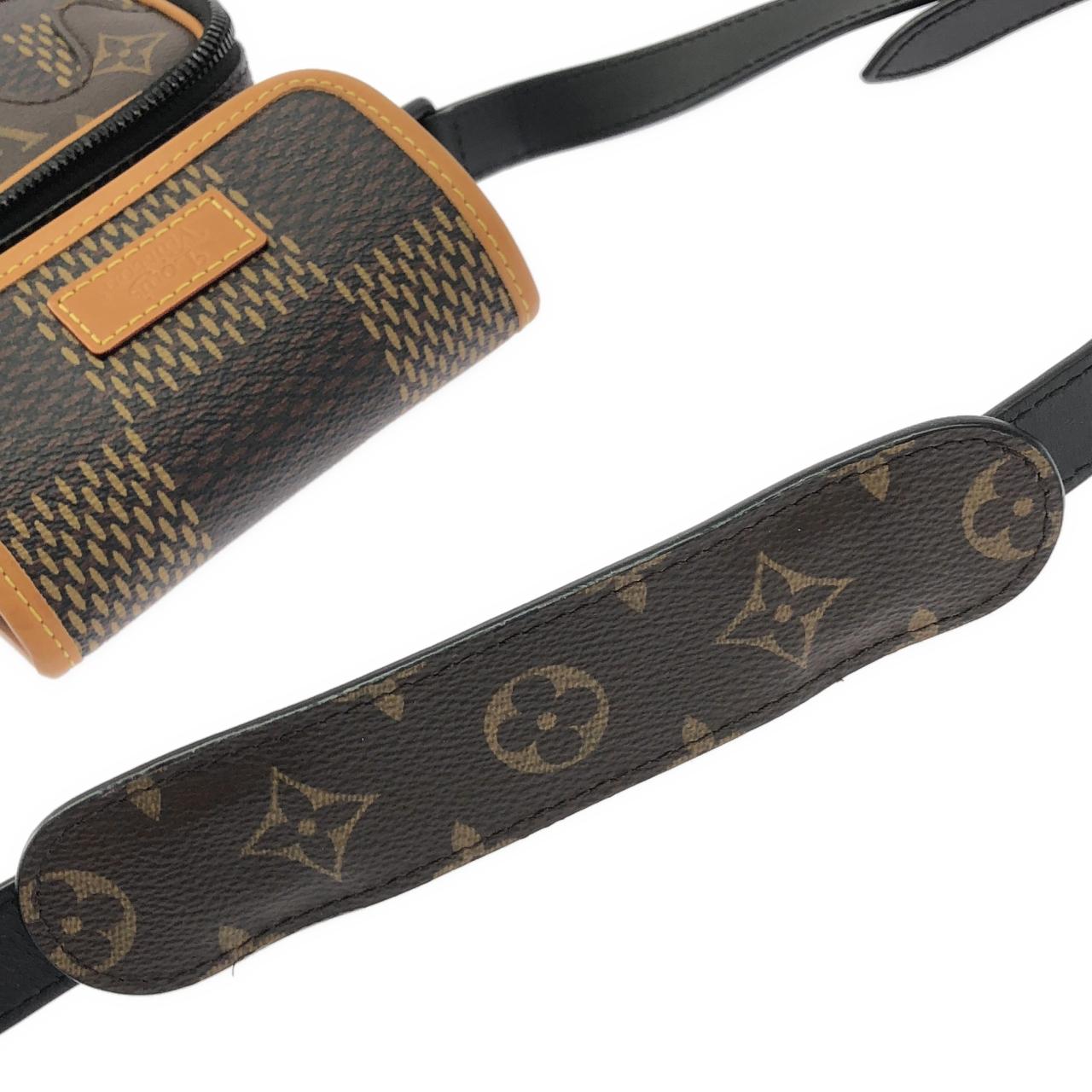 ルイヴィトン ダミエ ジャイアント(LVスクエアード) アマゾン メッセンジャー N40357 ショルダーバッグ