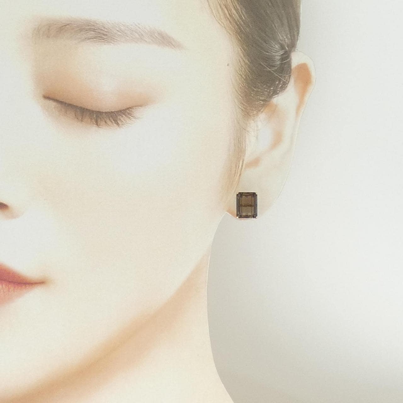 K18YG スモーキークオーツ ピアス