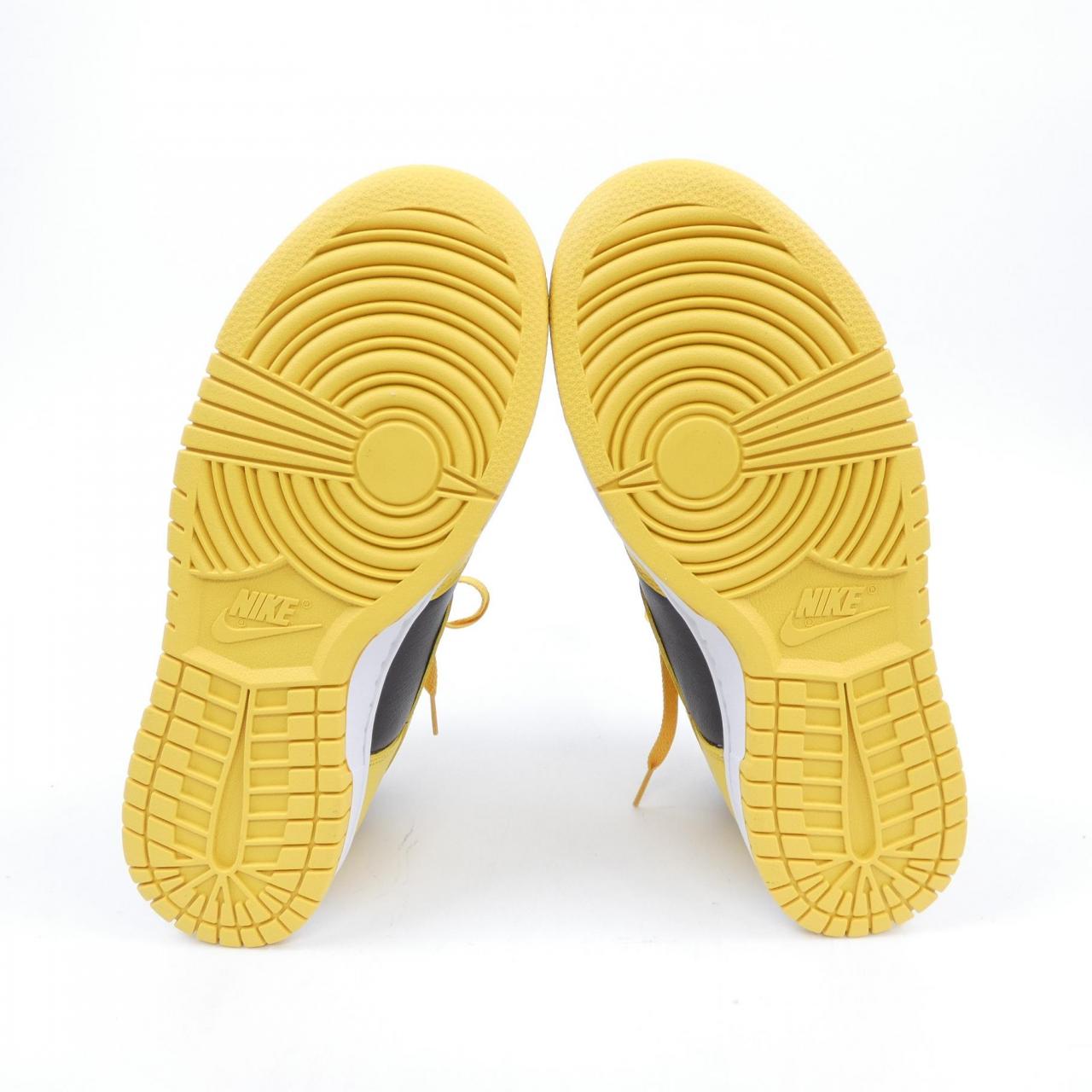 ナイキ NIKE スニーカー