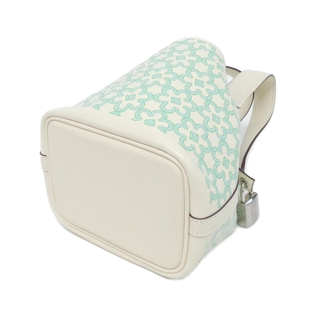 エルメス LUCKY DAISY ピコタン ロック MICRO 083697CK バッグ