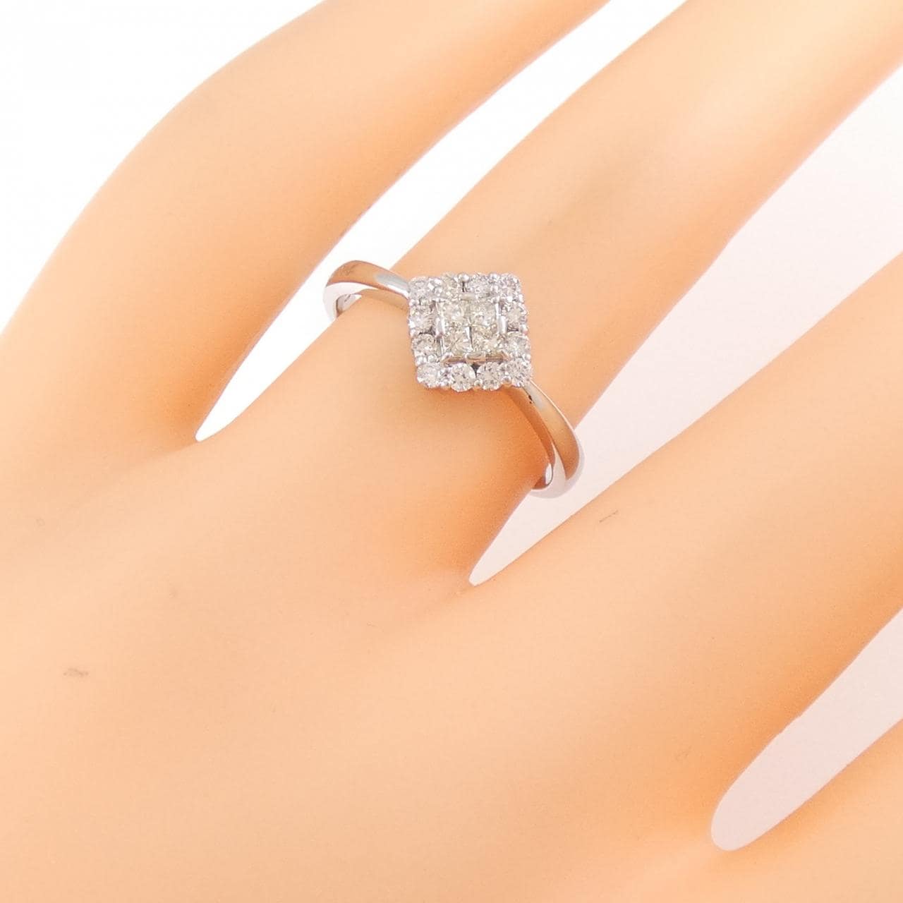 【新品】PT ダイヤモンド リング 0.30CT