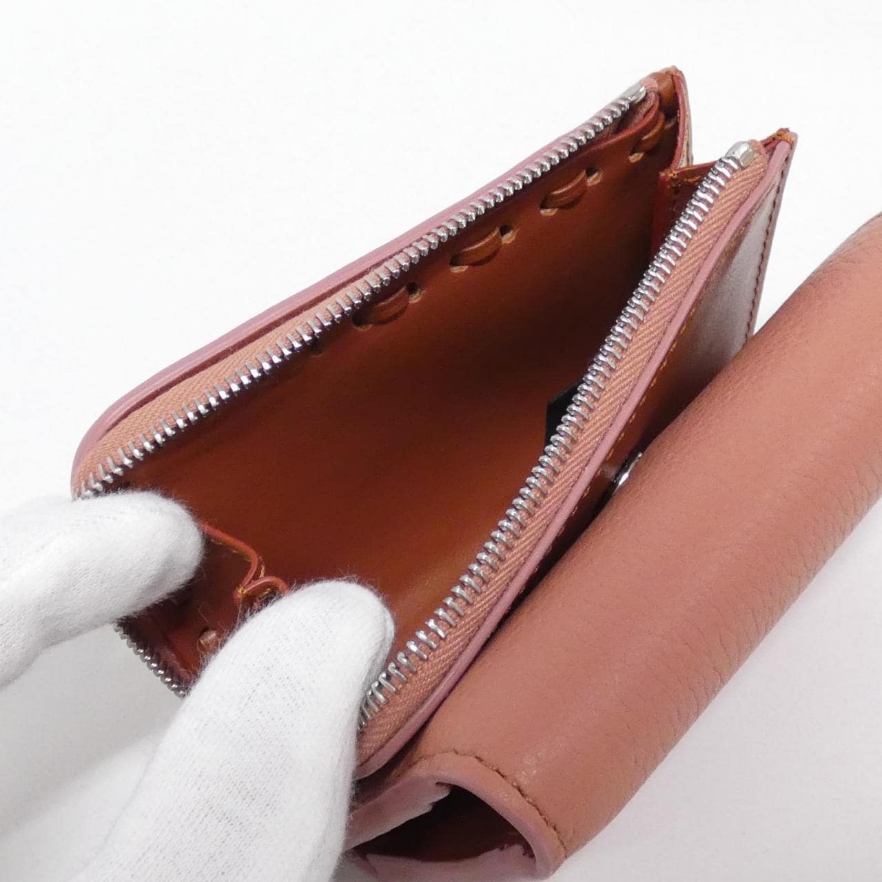 【新品】フェンディ 8M0499 AURN 財布