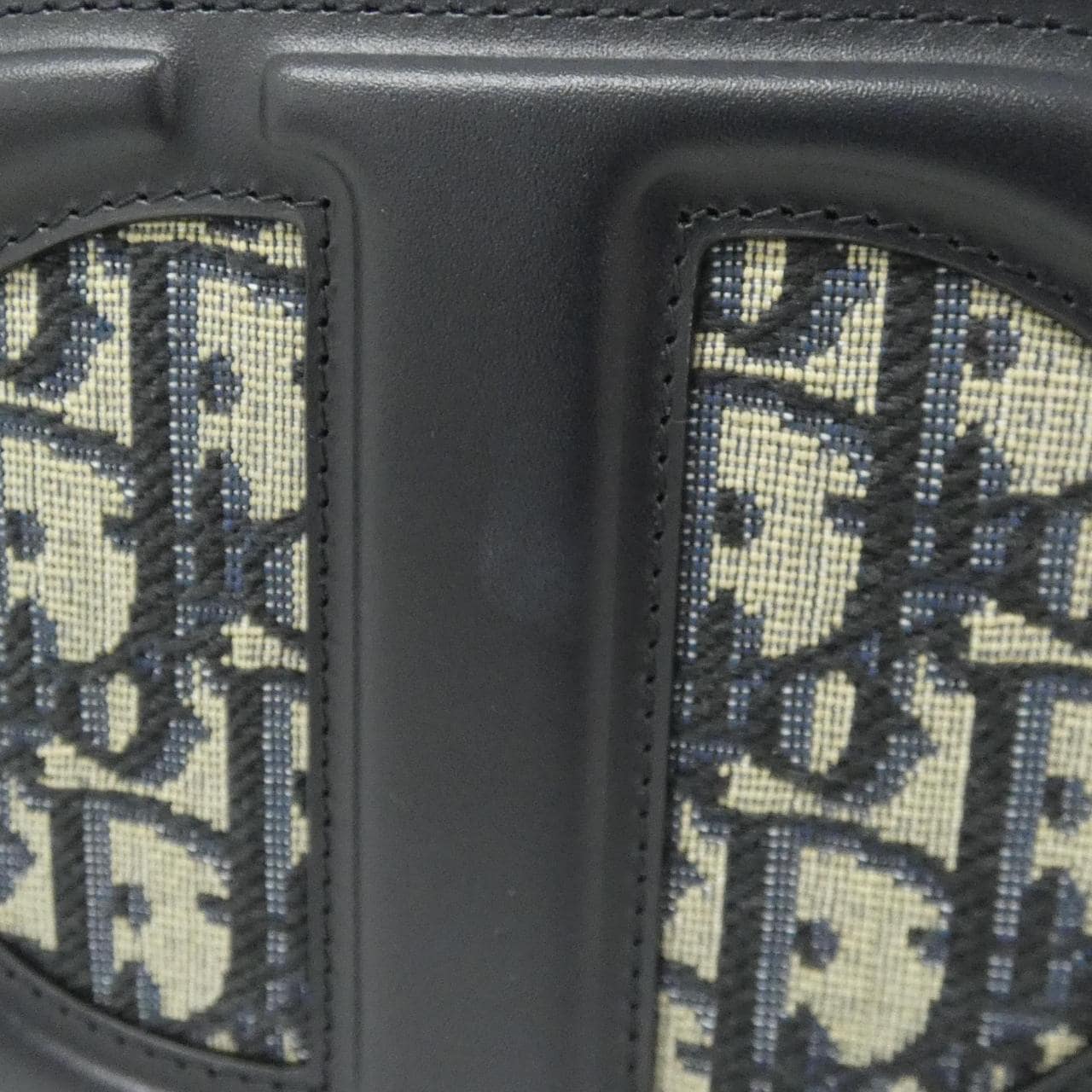 クリスチャンディオール DIOR OBLIQUE CD SIGNATURE OVAL S2201UTZQ バッグ