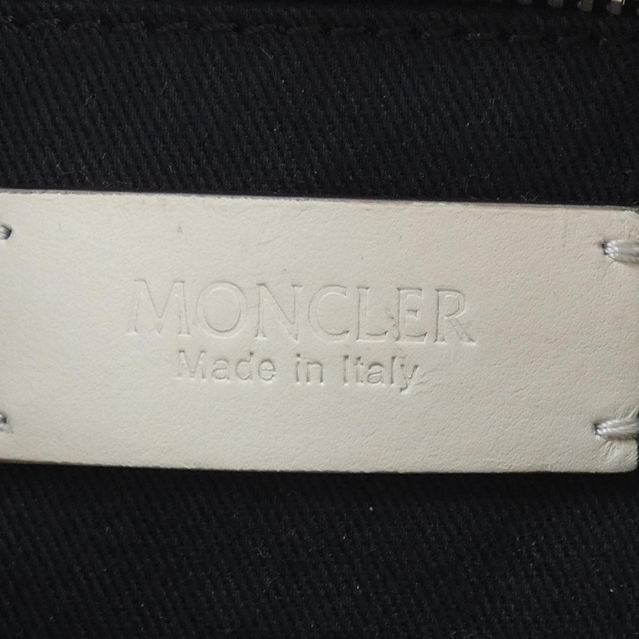 モンクレール MONCLER MICRO CARADOC BAG