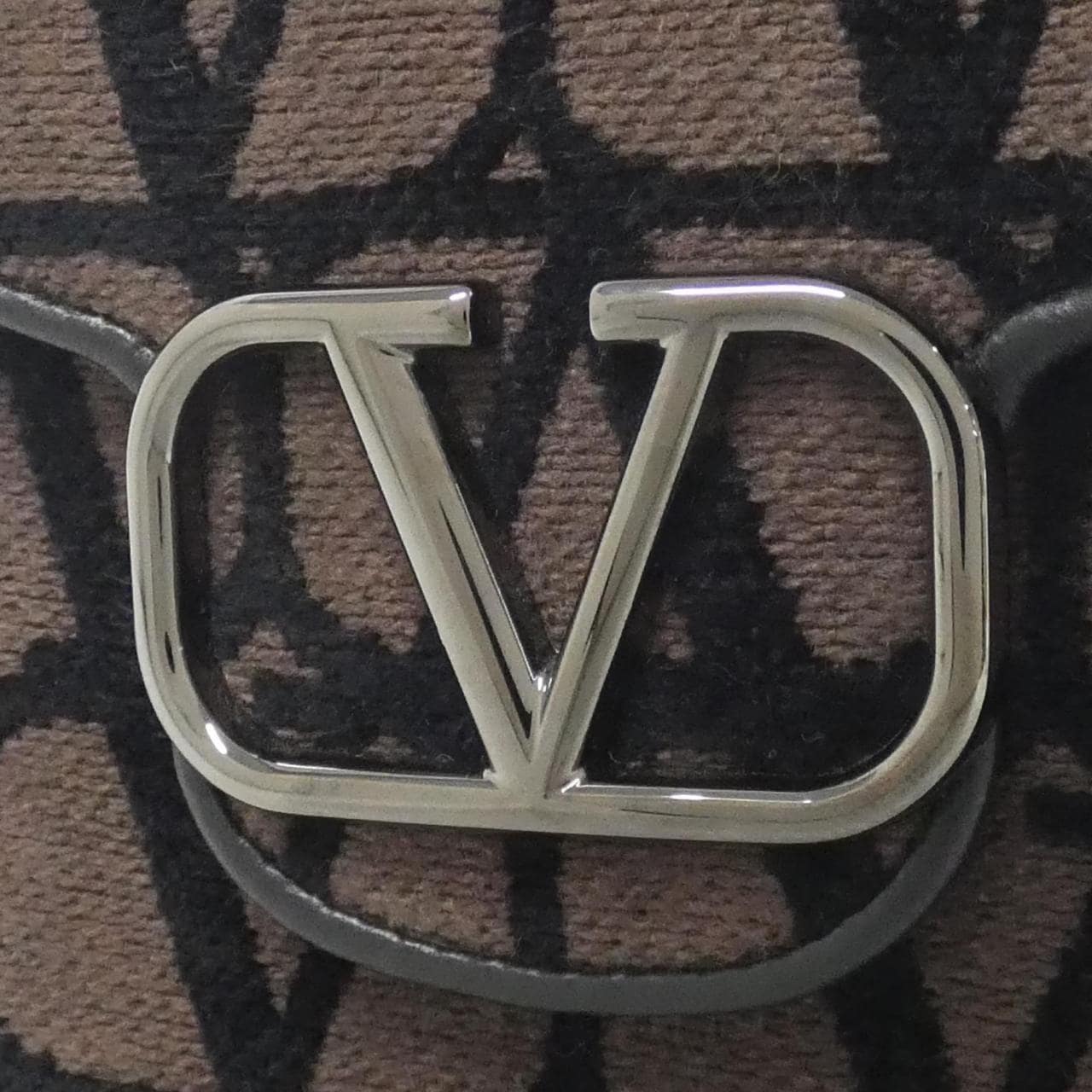 ヴァレンティノガラヴァーニ 2Y0P0U34WWH ショルダーバッグ