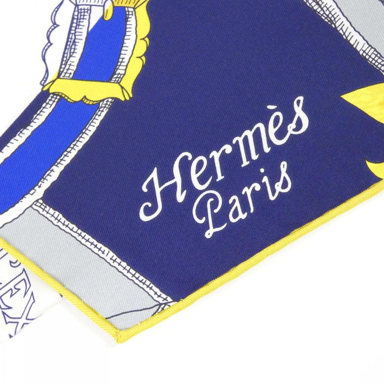 エルメス マキシ ツイリー ルーロ スカーフ