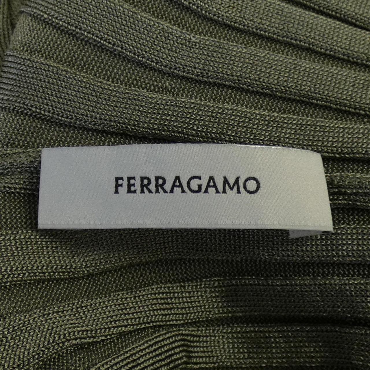 フェラガモ FERRAGAMO ワンピース