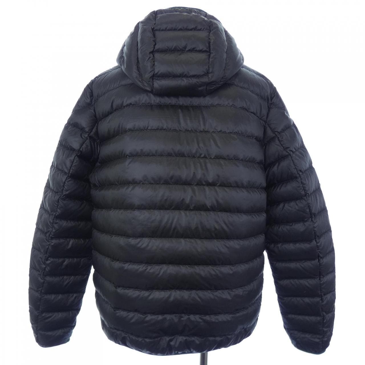 モンクレール MONCLER ダウンジャケット