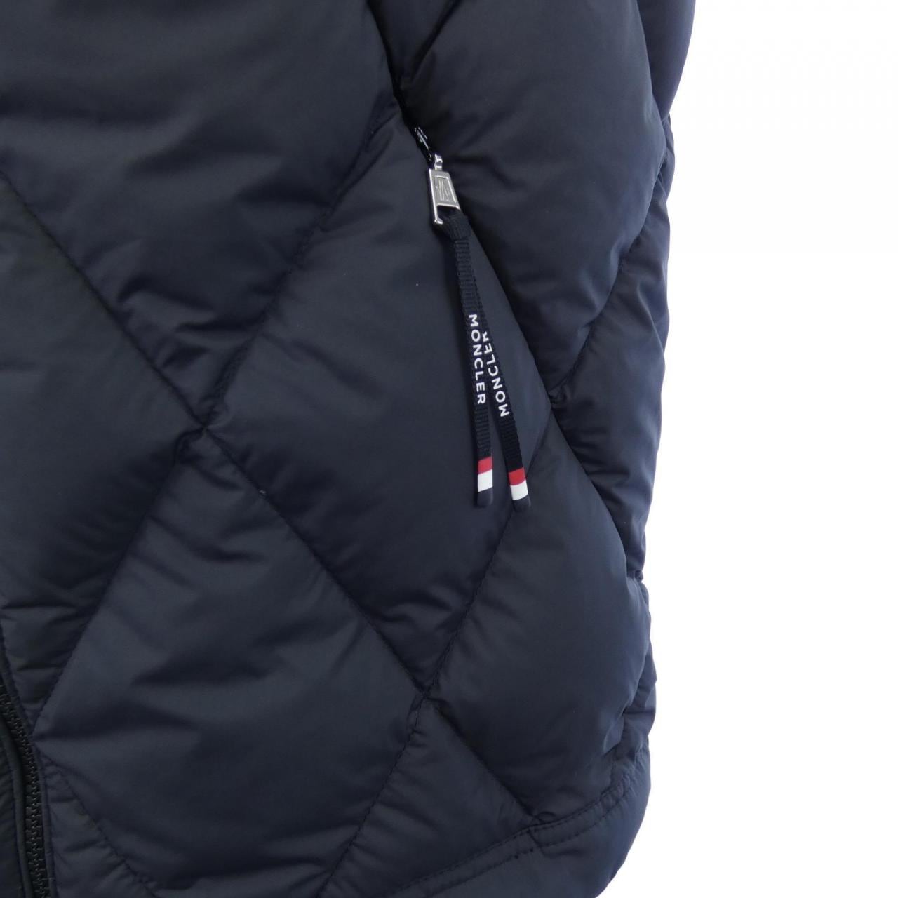 モンクレール MONCLER AROULA ダウンベスト