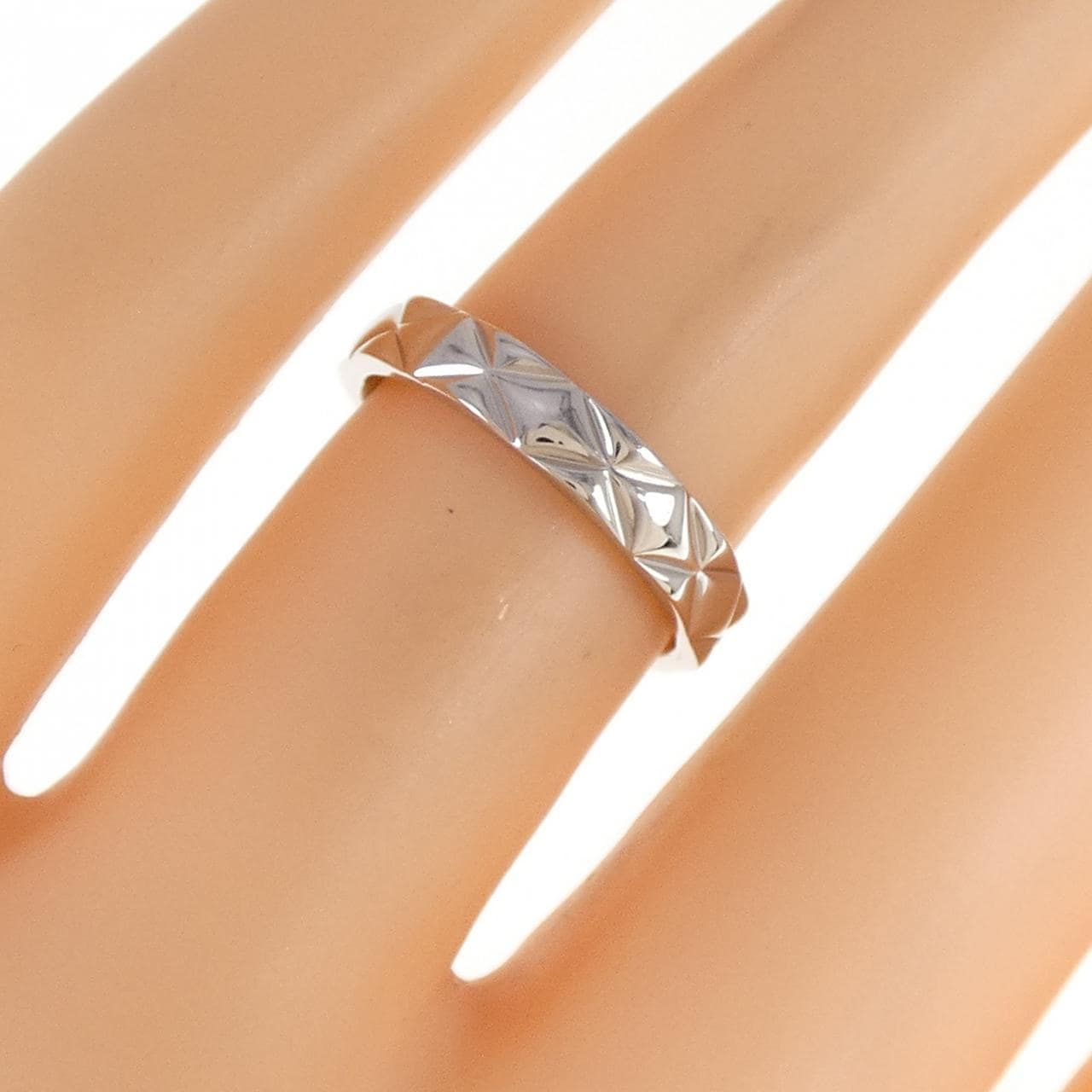 CHANEL matelasse ring