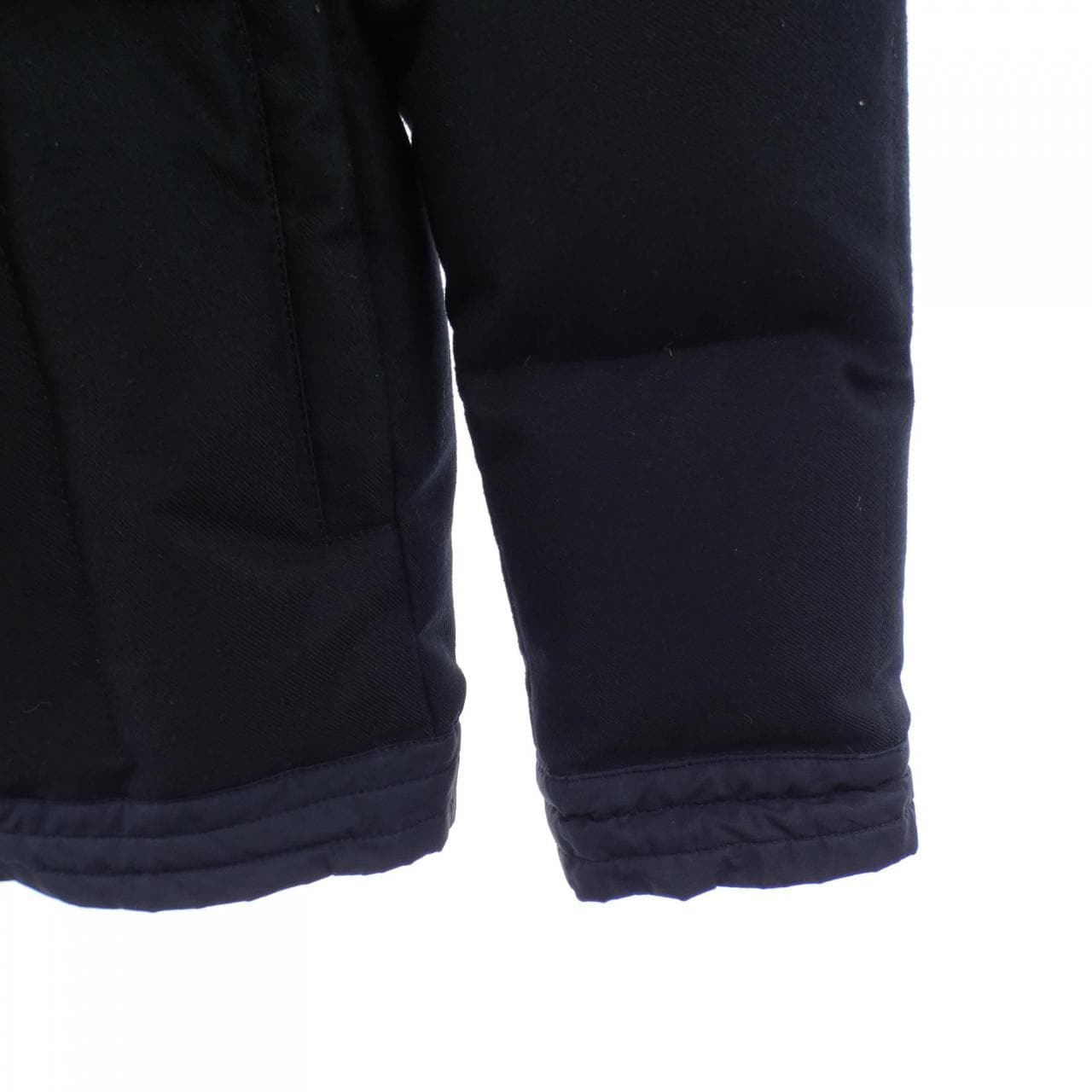 モンクレールガムブルー MONCLER GAMMEBLEU 23914137880 ダウンジャケット