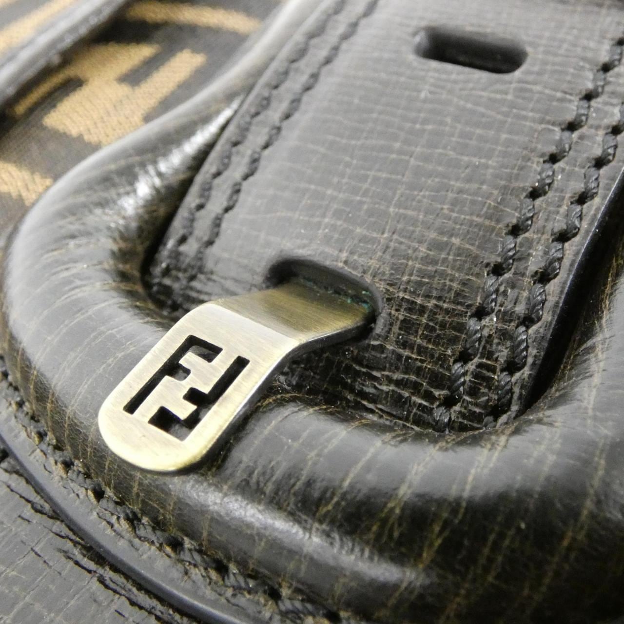 フェンディ 8BR551 MTG ショルダーバッグ