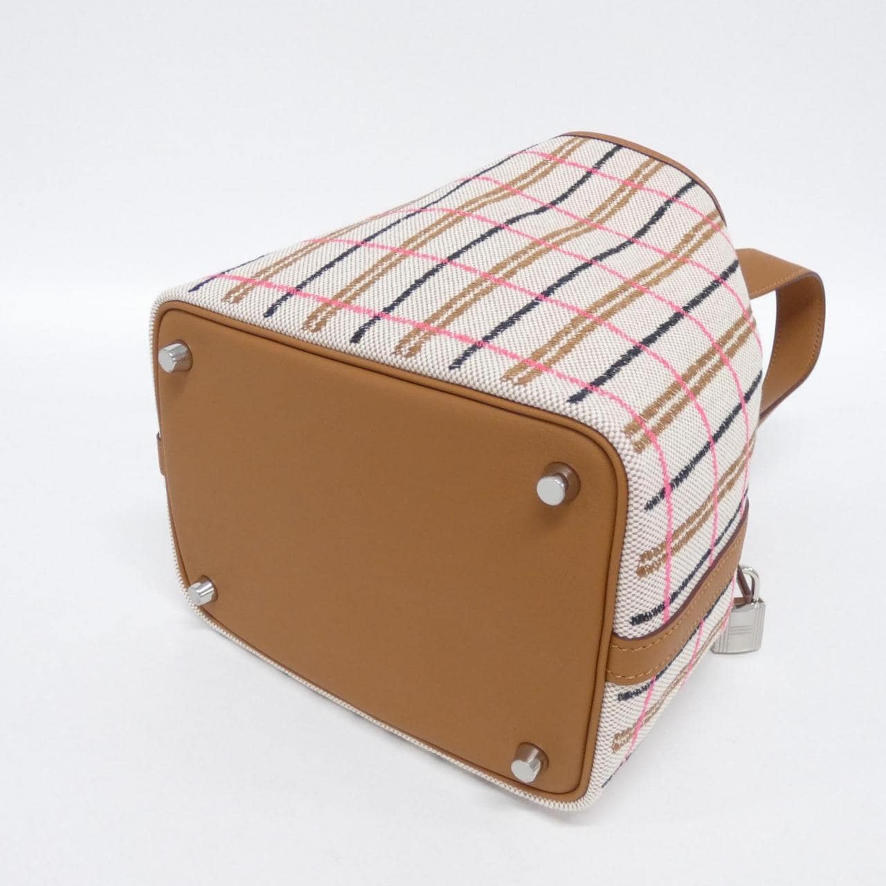 エルメス COUVERTURE CARRE ピコタン ロック PM 085988CK バッグ
