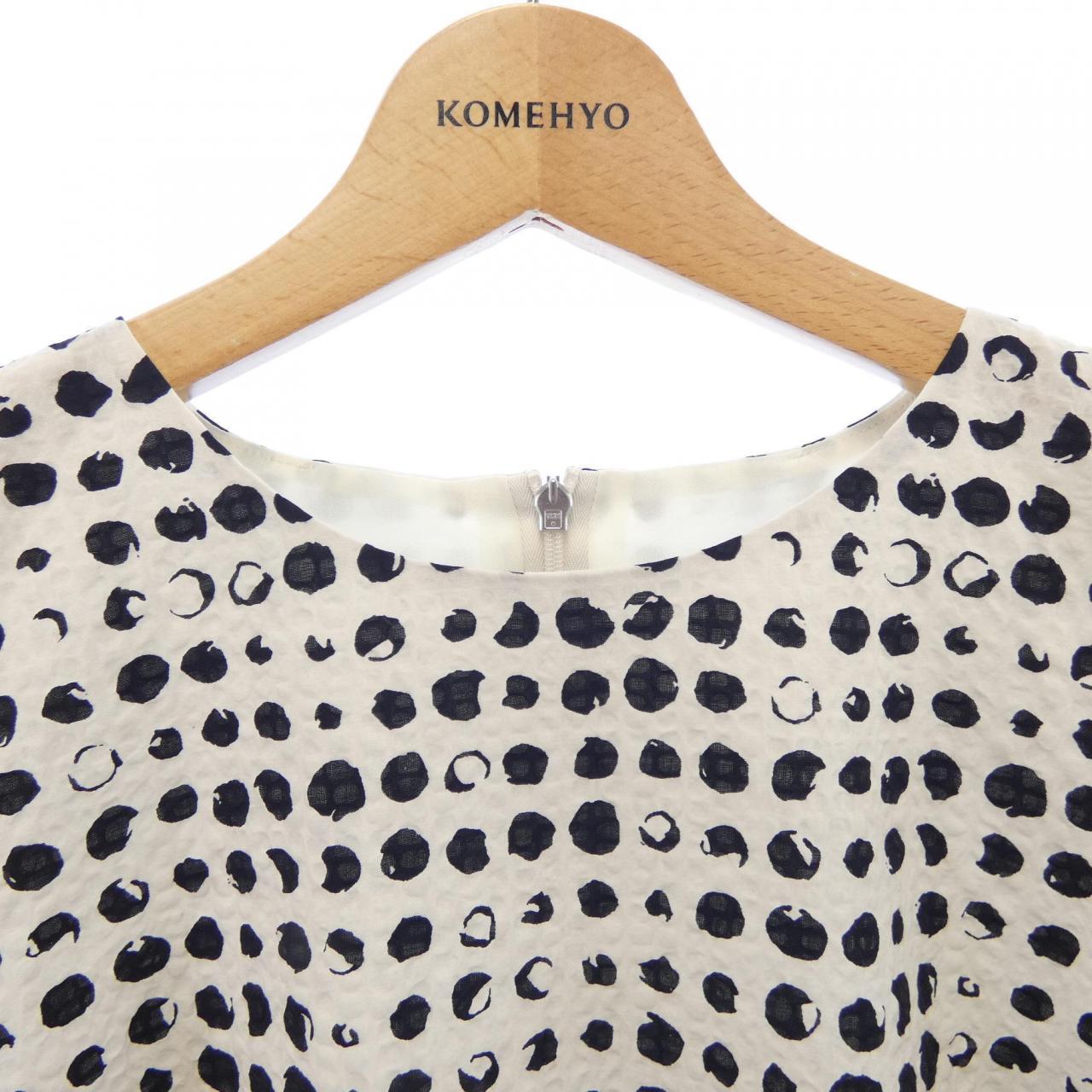 レリアン LEILIAN TT21-10309 ワンピース