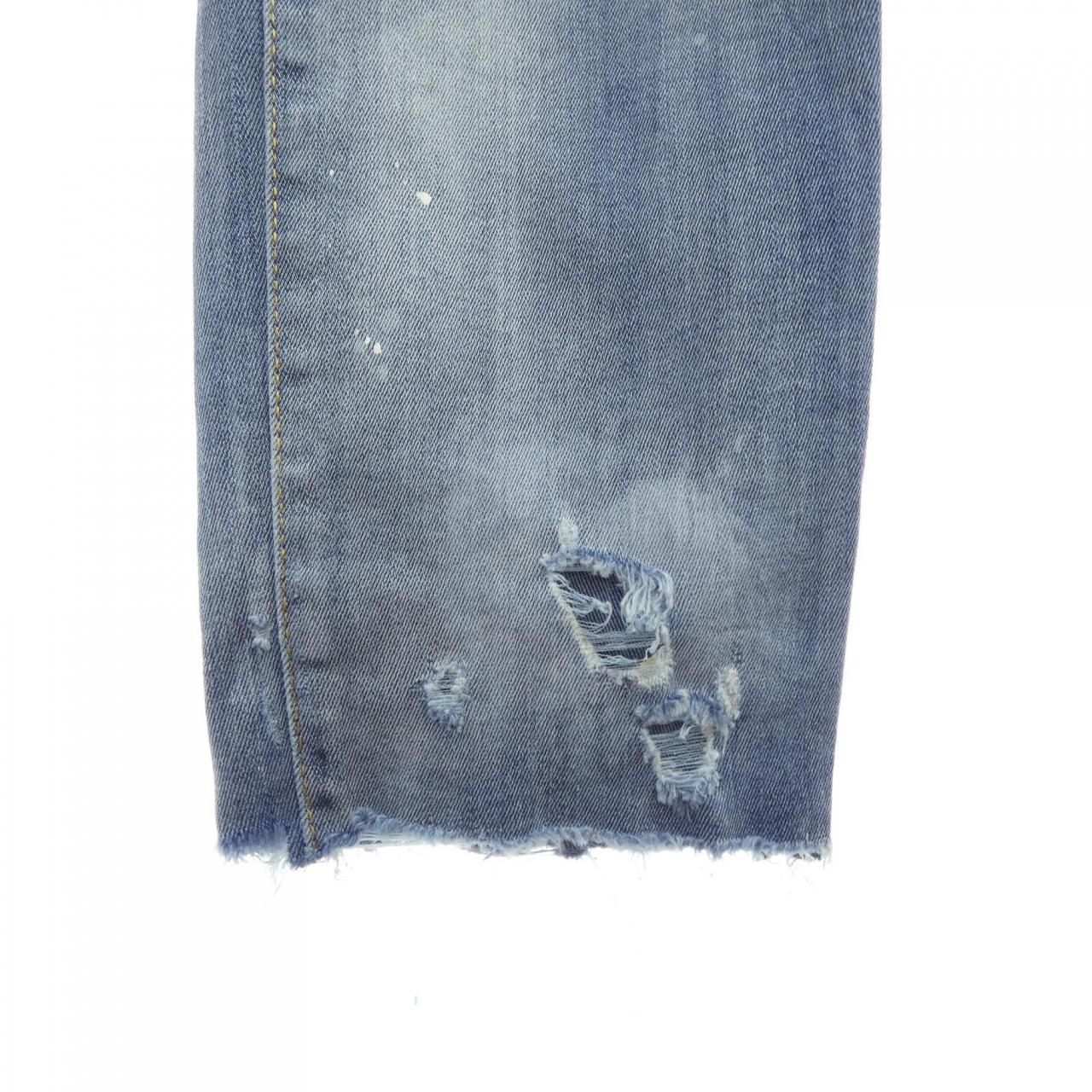 ディースクエアード DSQUARED2 S74LB0807 ジーンズ