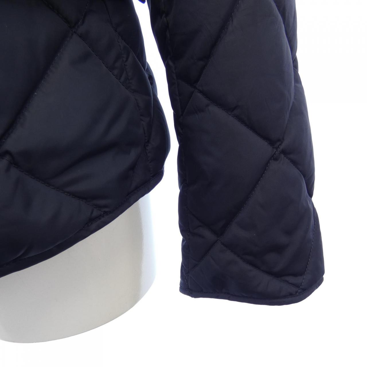 モンクレール MONCLER ダウンジャケット
