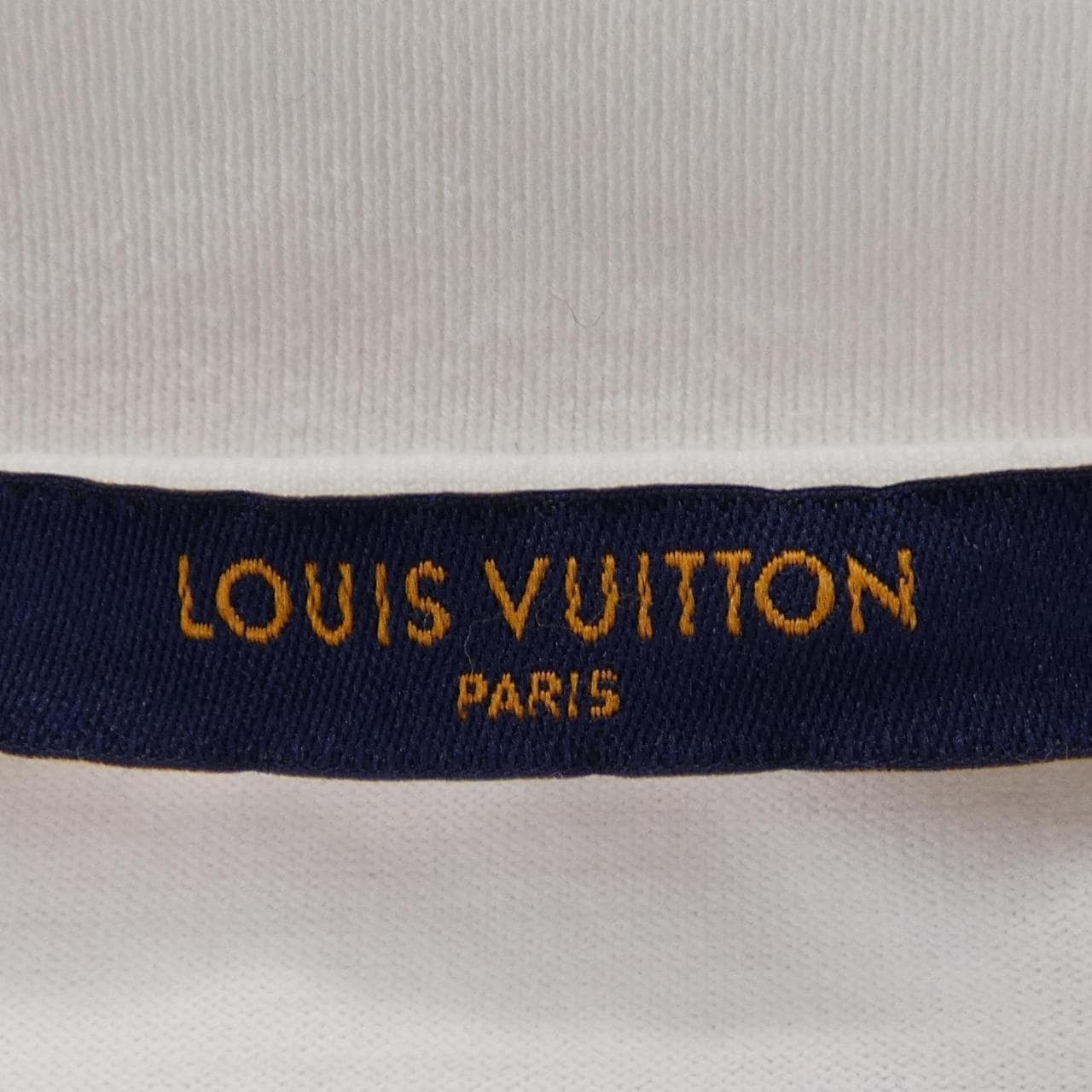 ルイヴィトン LOUIS VUITTON エンボスLVロングスリーブ HLY23WDT3 トップス