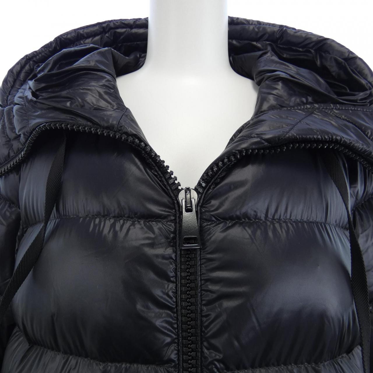 モンクレール MONCLER ダウンコート