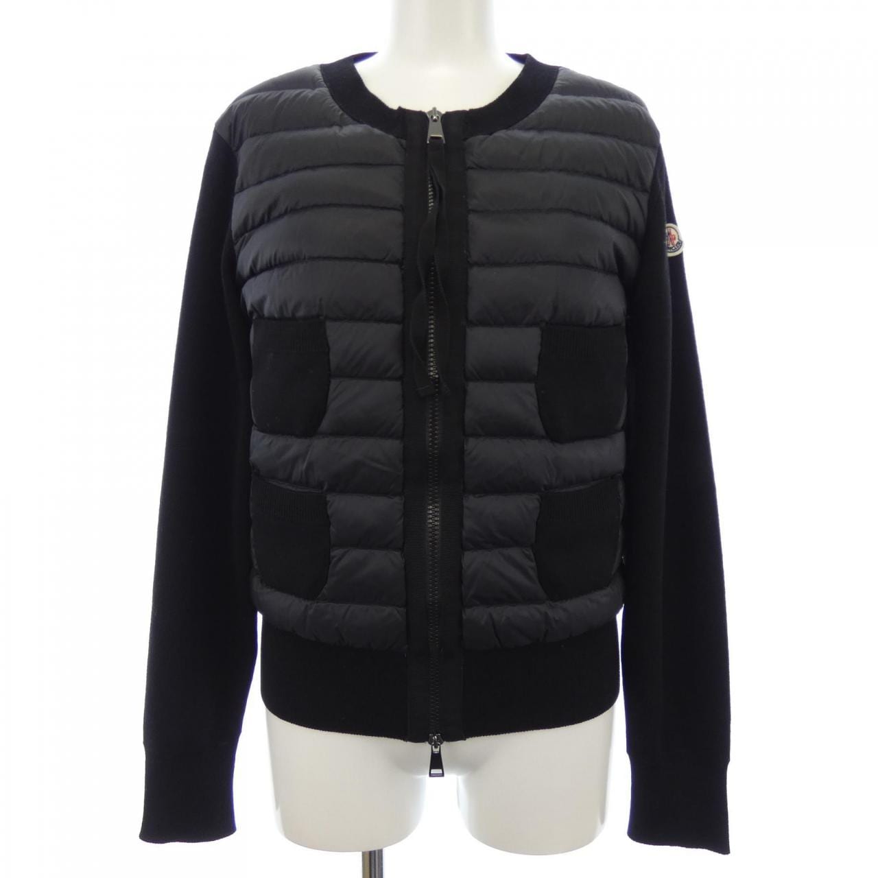 モンクレール MONCLER ダウンジャケット